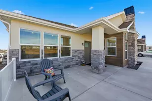 1481 N Saratoga View Ln, Saratoga Springs, UT 84045 - Photo 3