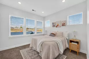 1481 N Saratoga View Ln, Saratoga Springs, UT 84045 - Photo 11