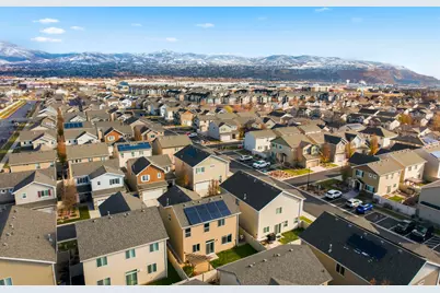 968 W Stonehaven Dr, North Salt Lake, UT 84054 - Photo 39