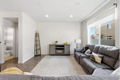 968 W Stonehaven Dr, North Salt Lake, UT 84054 - Photo 7