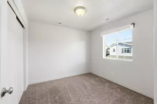 968 W Stonehaven Dr, North Salt Lake, UT 84054 - Photo 23