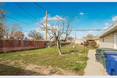 1912 W 3300 S, West Valley, UT 84119 - Photo 23