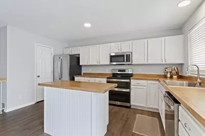 597 E 700 N, Tooele, UT 84074 - Photo 3