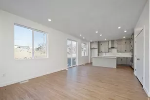 912 W Bellshill Dr, Murray, UT 84123 - Photo 9