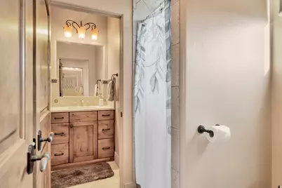 996 Homestead Cir, Saint George, UT 84770 - Photo 37