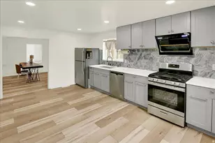 971 E 10600 S, Sandy, UT 84094 - Photo 3