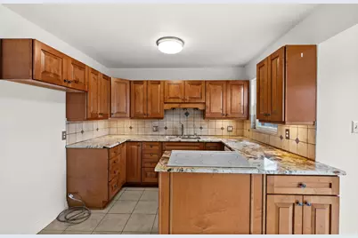 2580 E 2100 S, Salt Lake City, UT 84109 - Photo 7