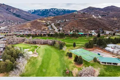 1483 E Maple Hills Dr, Bountiful, UT 84010 - Photo 43