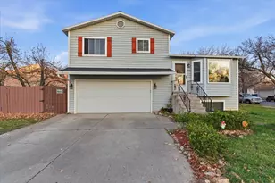 892 Sunflower Dr, Ogden, UT 84404 - Photo 1