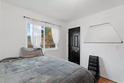 892 Sunflower Dr, Ogden, UT 84404 - Photo 21