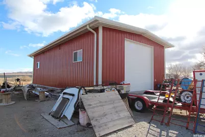 4587 S East Partoun Rd, Partoun, UT 84083 - Photo 19