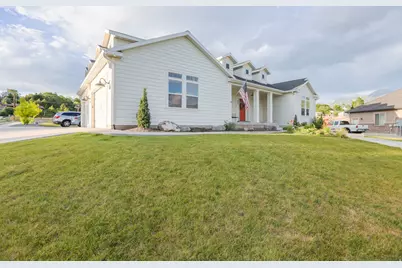 1370 N Cedar Hollow Blvd, Lehi, UT 84043 - Photo 3