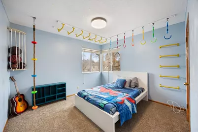 2111 Glacier View Dr, Sandy, UT 84092 - Photo 23