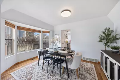 2111 Glacier View Dr, Sandy, UT 84092 - Photo 7