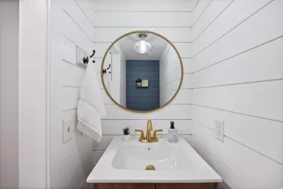 2111 Glacier View Dr, Sandy, UT 84092 - Photo 15