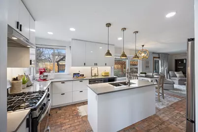 2111 Glacier View Dr, Sandy, UT 84092 - Photo 11