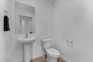 269 E Levengrove Dr, Lehi, UT 84048 - Photo 7