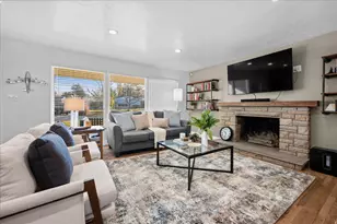 1837 E Brookhill Dr, Cottonwood Heights, UT 84121 - Photo 5