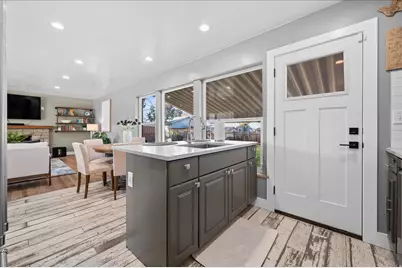 1837 E Brookhill Dr, Cottonwood Heights, UT 84121 - Photo 11