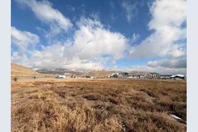 9734 N Eagle Cv #107, Eagle Mountain, UT 84005 - Photo 3