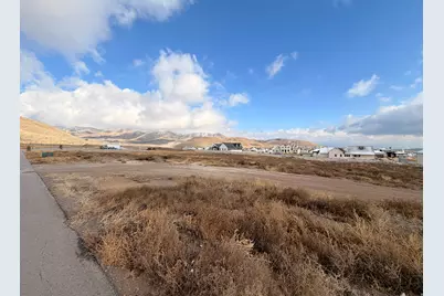 9734 N Eagle Cv #107, Eagle Mountain, UT 84005 - Photo 9