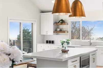 195 E North Sandrun Rd, Salt Lake City, UT 84103 - Photo 9