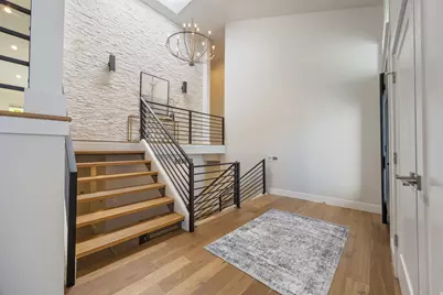 195 E North Sandrun Rd, Salt Lake City, UT 84103 - Photo 3