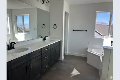 1538 N Cozy Ln, Saratoga Springs, UT 84045 - Photo 9