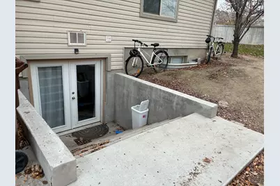 7657 N Ranches Pkwy E, Eagle Mountain, UT 84005 - Photo 17