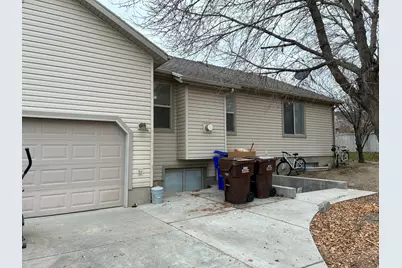 7657 N Ranches Pkwy E, Eagle Mountain, UT 84005 - Photo 3