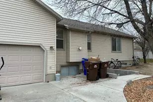 7657 N Ranches Pkwy E, Eagle Mountain, UT 84005 - Photo 3