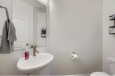 1028 N Freeman Dr, Saratoga Springs, UT 84045 - Photo 9