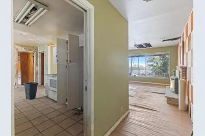 2848 Holbrook Rd, Bountiful, UT 84010 - Photo 5