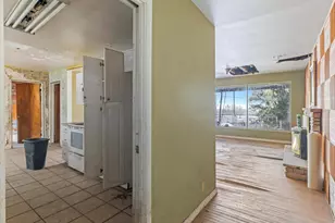 2848 Holbrook Rd, Bountiful, UT 84010 - Photo 5