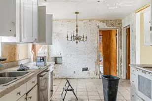 2848 Holbrook Rd, Bountiful, UT 84010 - Photo 9