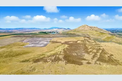 7900 N 5600 W, Smithfield, UT 84335 - Photo 9