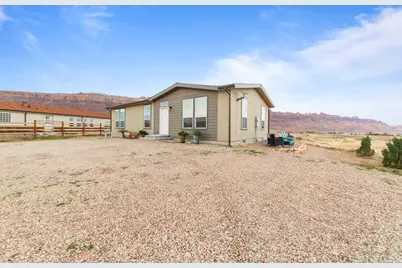 19 S Entrada Cir, Moab, UT 84532 - Photo 3