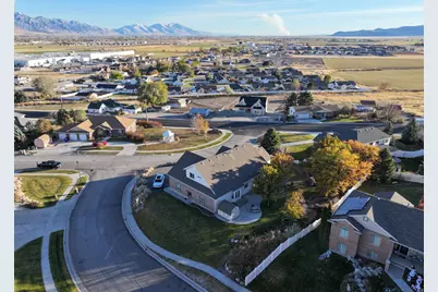 1035 N Valley Dr #15, Tremonton, UT 84337 - Photo 17