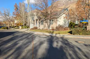 734 N Hillsdale Ln, Provo, UT 84606 - Photo 7