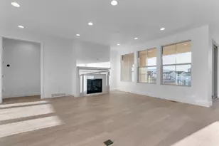 3851 W Wheatgrass Ln, Lehi, UT 84048 - Photo 11