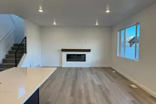 738 N Plainsman Dr, Spanish Fork, UT 84660 - Photo 9