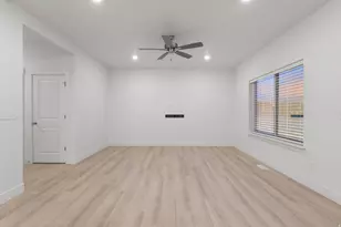 1532 E Lynx Ln, Eagle Mountain, UT 84005 - Photo 13