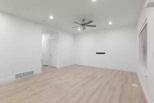 1532 E Lynx Ln, Eagle Mountain, UT 84005 - Photo 15