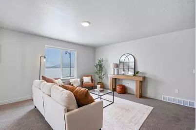 228 W 2370 N, Tooele, UT 84074 - Photo 9