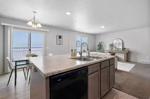 228 W 2370 N, Tooele, UT 84074 - Photo 13