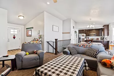 424 W 275 S, Tremonton, UT 84337 - Photo 7