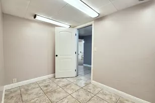 119 W 500 N, Vernal, UT 84078 - Photo 21