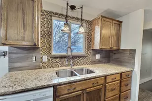 119 W 500 N, Vernal, UT 84078 - Photo 5