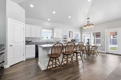 2112 N 800 E, North Ogden, UT 84414 - Photo 9