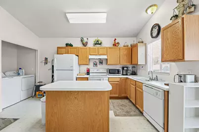 3594 S Country West Dr S, Magna, UT 84044 - Photo 5